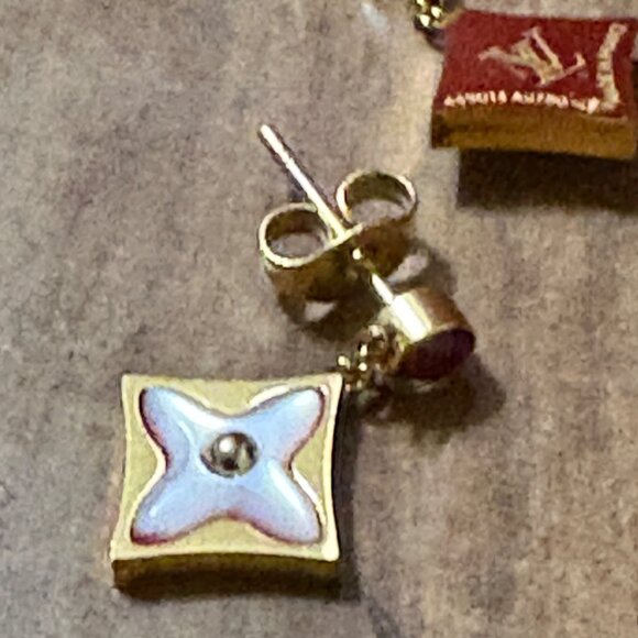 Louis Vuitton 18k Gold & Enamel Flower Drop Earrings Stamped Made In France - Picture 3 of 7